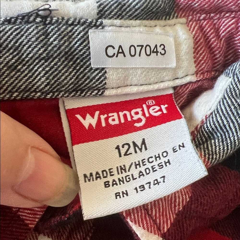 Wrangler Western Long Sleeve Red and Black Plaid Flannel Onesie 100% Cotton 12M - Picture 7 of 9